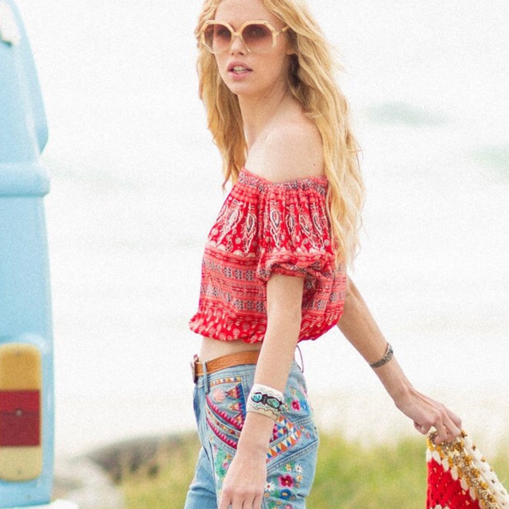 Spell & The Gypsy Gypsiana red top small